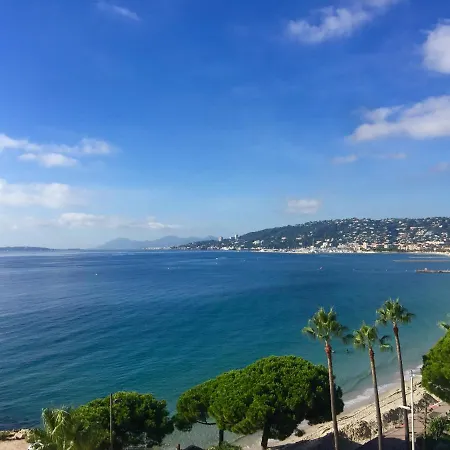Beach & Sea Juan-les-Pins
